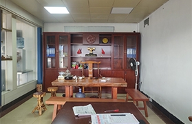 万利国际钢材有限公司宽敞办公室